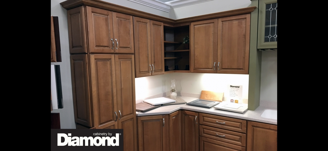 Diamond Distinction kitchen display at Waterloo HEP Sales/North Main Lumber, 0446 Waterloo Geneva Road